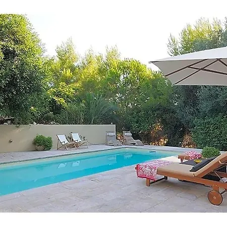 Villa Sleeps 6 Pool Air Con Wifi Minia